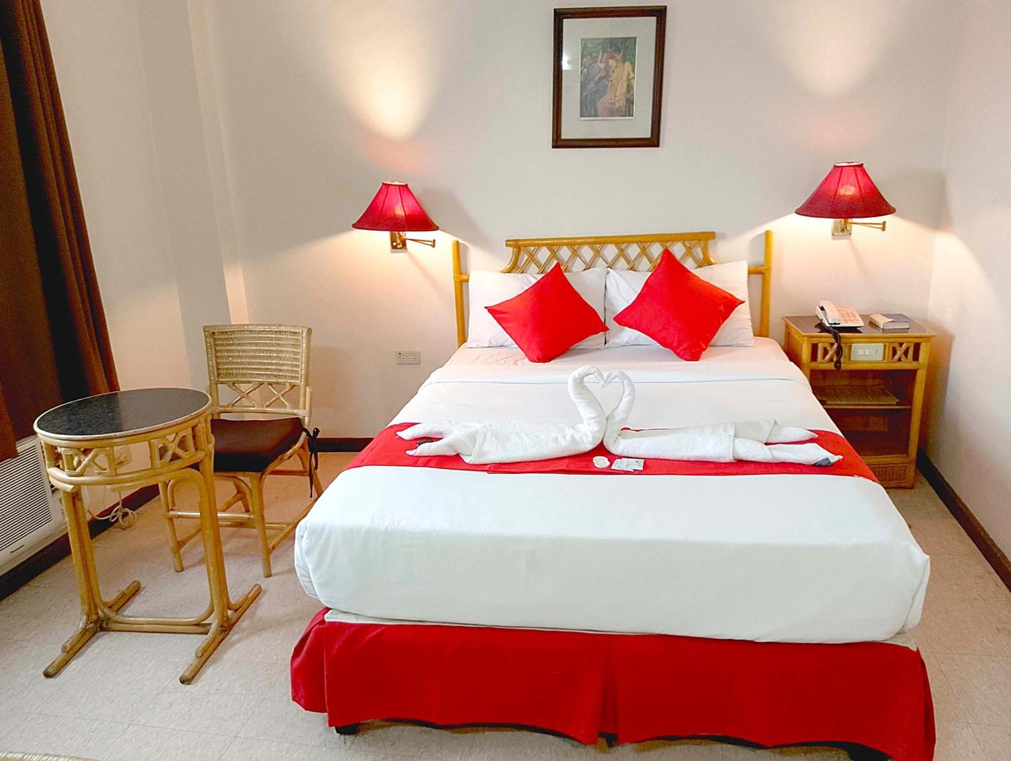 The Humbertos Hotel Davao Zewnętrze zdjęcie